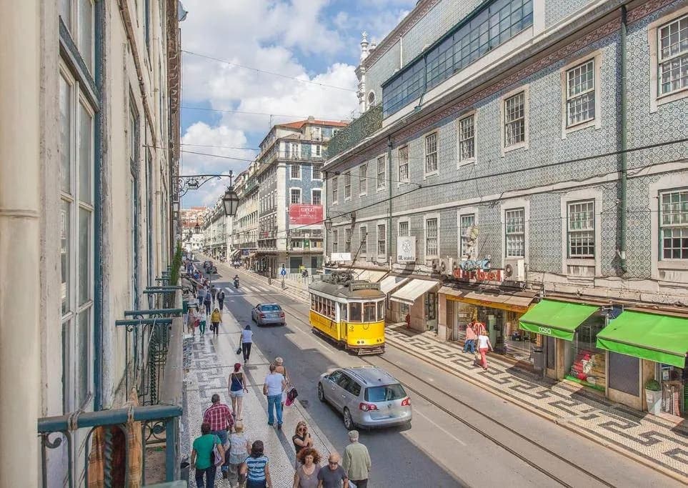 Lisbon down town - Image 2
